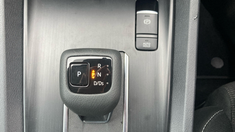 Nissan Qashqai 1.3 DiG-T MH 158 Acenta Premium 5dr Xtronic Petrol Hatchback